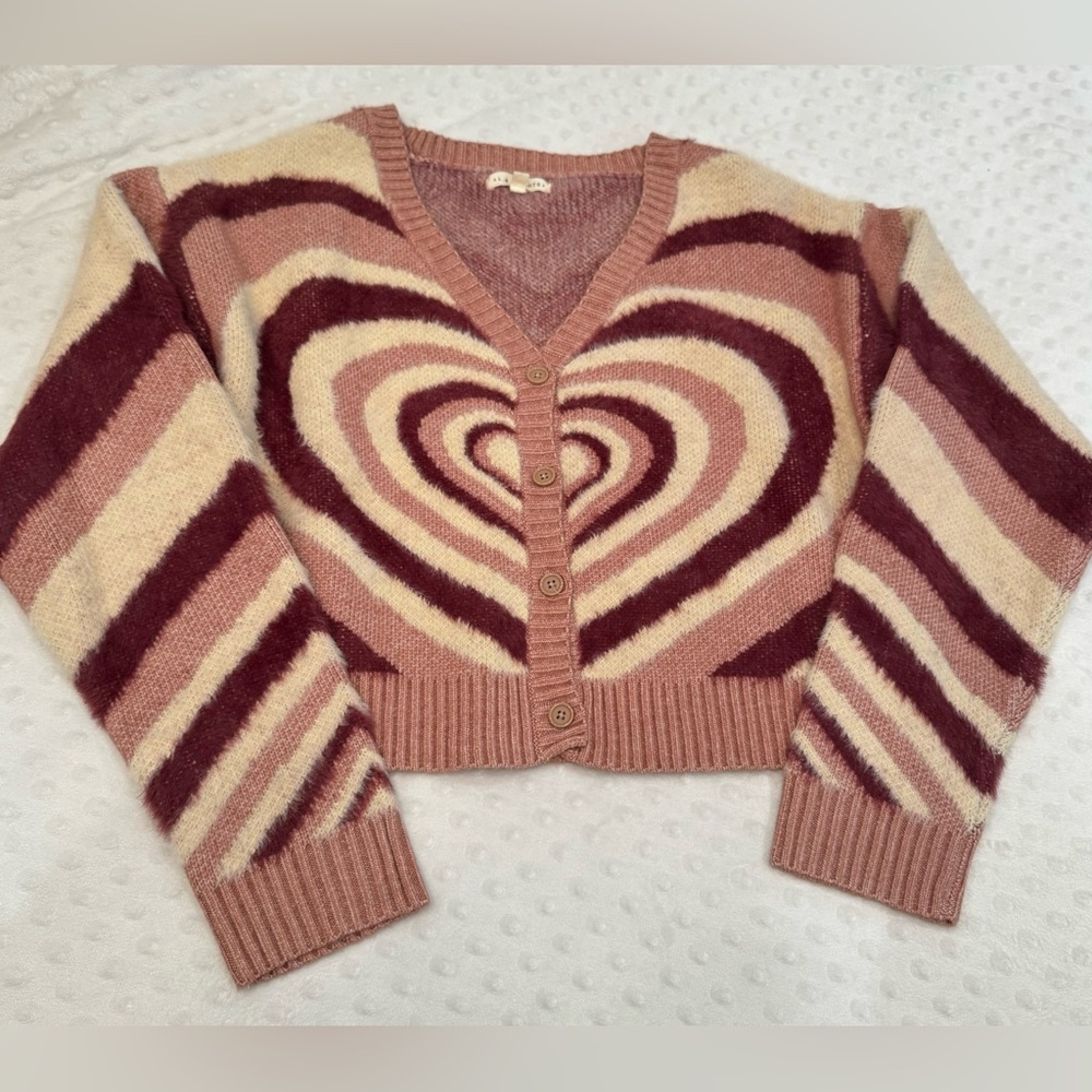 La Hearts Pink and Cream Cropped Cardigan with Heart Pattern